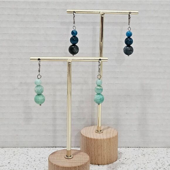 NEW, Set of 2, Amazonite and Apatite beaded earrings. - Picture 1 of 4